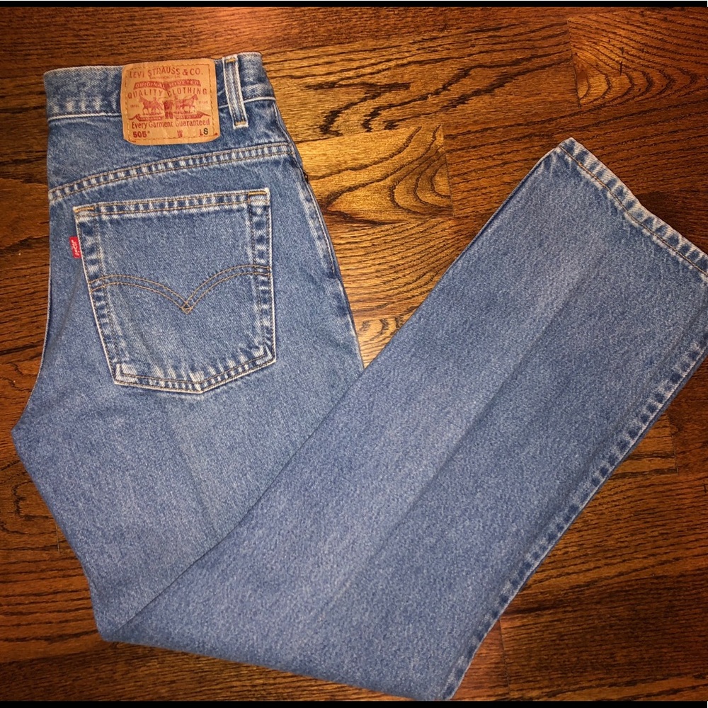 VIntage Levi’s Booty Mom Jeans